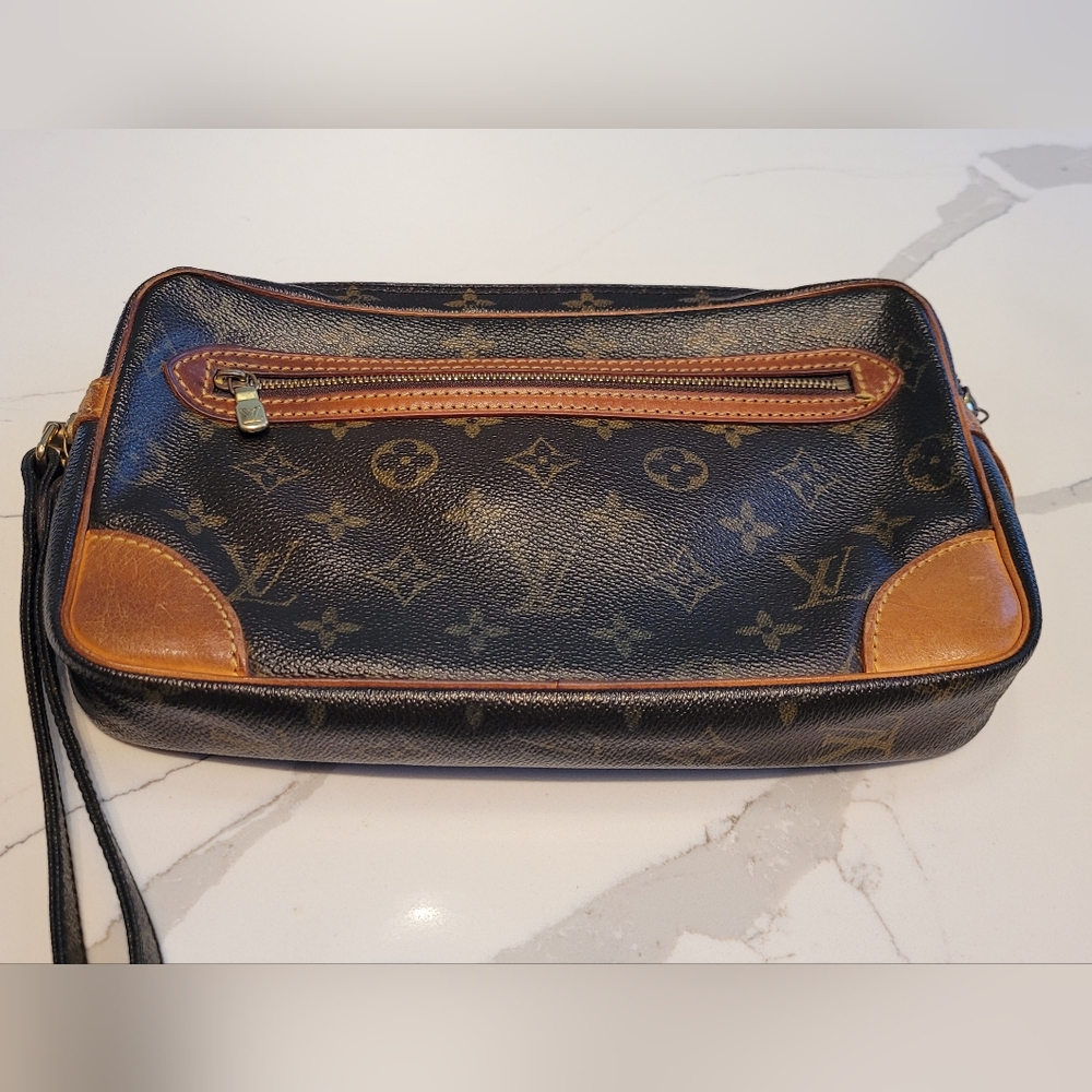 Louis Vuitton Monogram Clutch